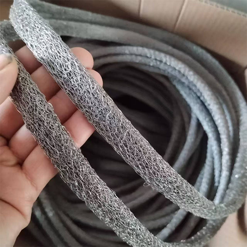 Stainless steel sealing strip