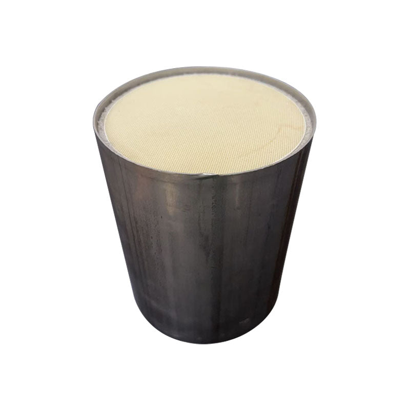 Ceramic core catalyst

