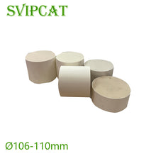 Load image into Gallery viewer, Close-up of 400 CPSI ceramic honeycomb substrate inside catalytic converter for efficient exhaust gas purification
